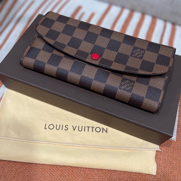 Louis Vuitton Handbags - 🎆🎉Louis Vuitton Wallet 🎉🎆
